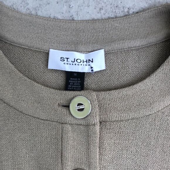 St John Collection - Picture 2 of 6